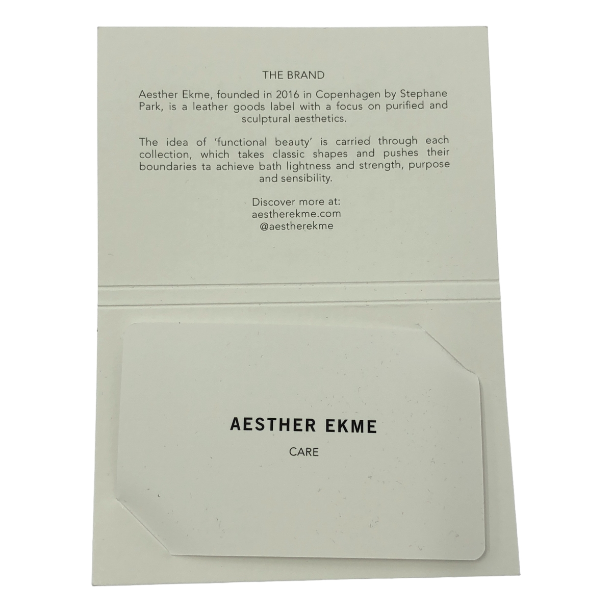 その他 レザー ロゴ ショルダーバッグ