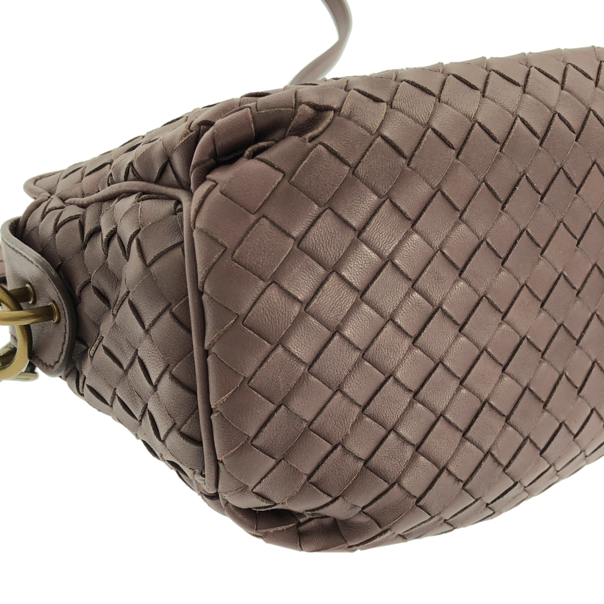 BOTTEGA VENETA / ボッテガヴェネタ イントレチャート レザー ショルダーバッグ / 192661