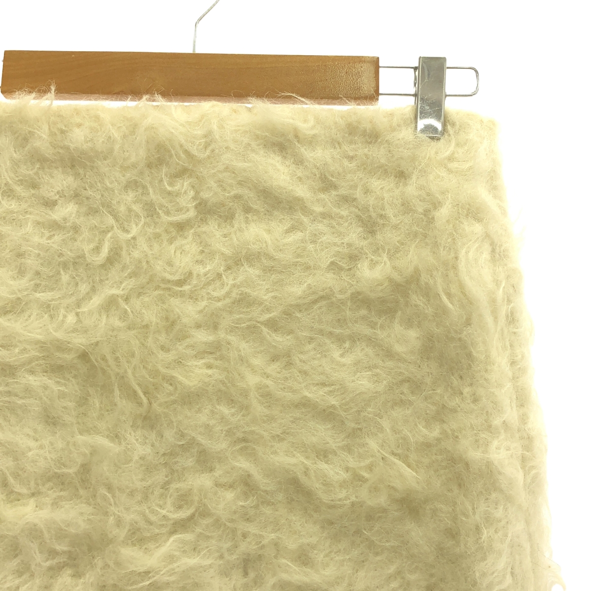 charrita / チャリータ シャギー バックスリットスカート