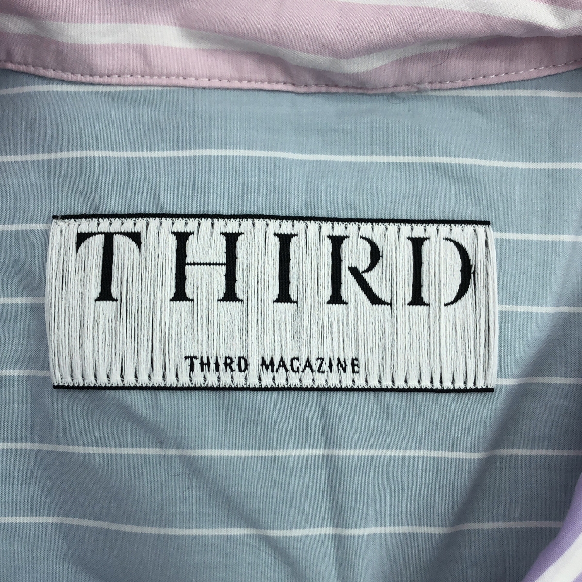 THIRD MAGAZINE / サードマガジン ストライプ ワンポイントロゴ オーバー シャツ ブラウス
