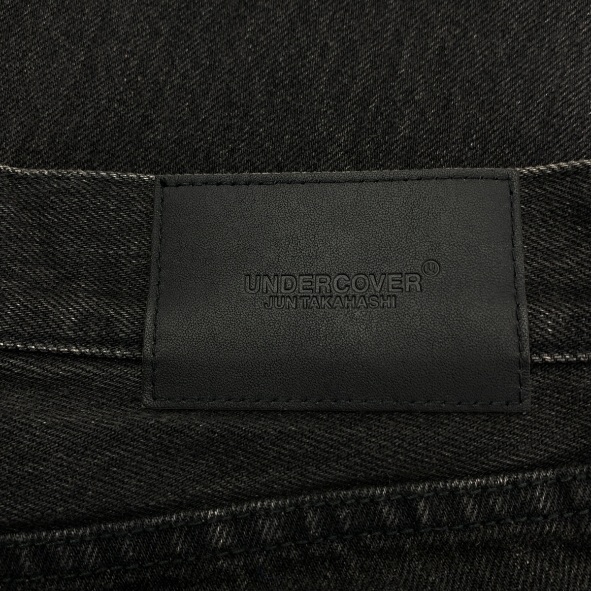 その他 ドリップビーズ 装飾 レザーロゴパッチ セルビッチ ブラックデニム パンツ