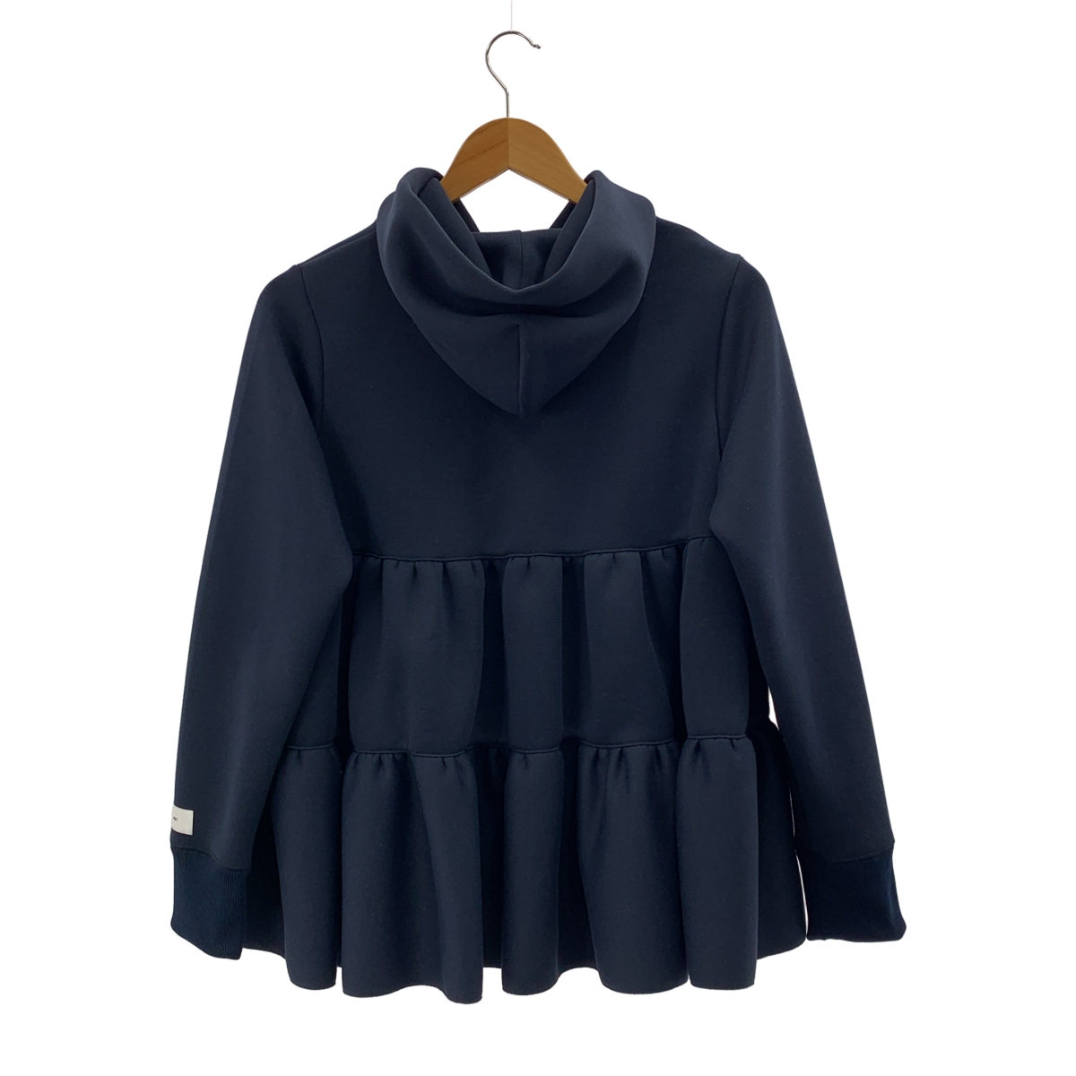 yori / ヨリ ダンボール ティアード パーカー