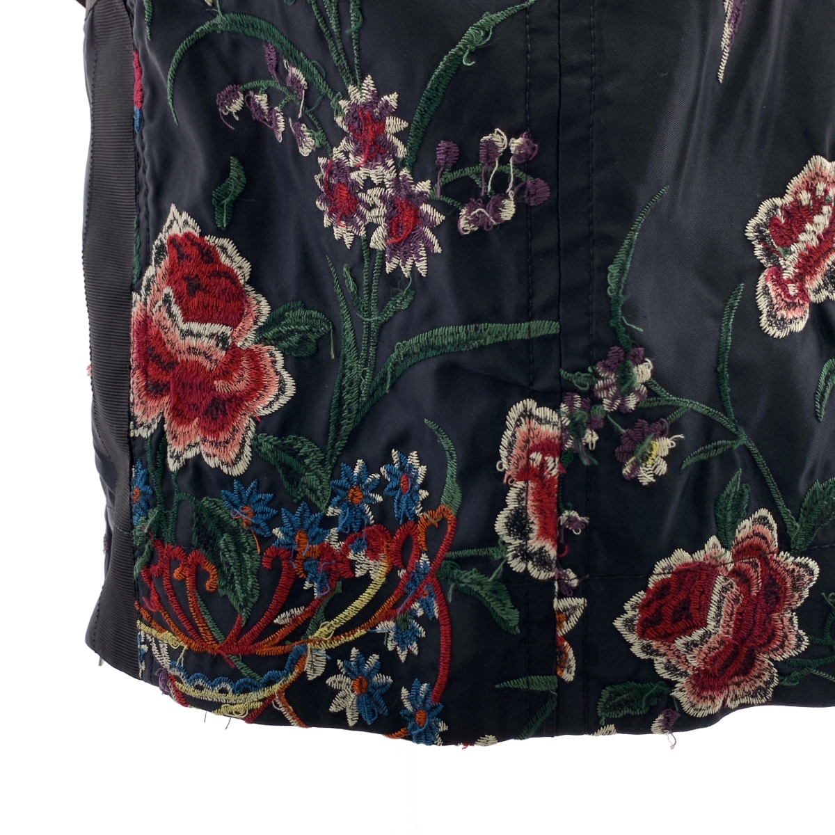 sacai / サカイ ナイロン エンブロイダリー ジップ スカート