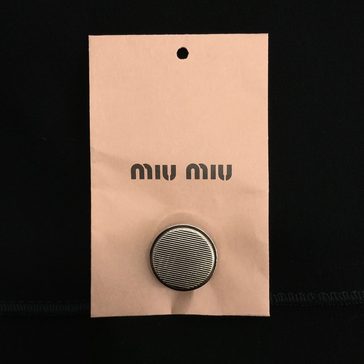 miu miu / ミュウミュウ ボタン タック スリーブレス ワンピース