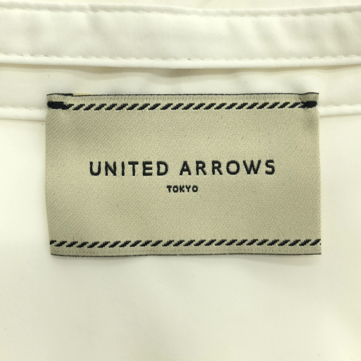 UNITED ARROWS / ユナイテッドアローズ パイピング バック ラッフルフリル ブラウス