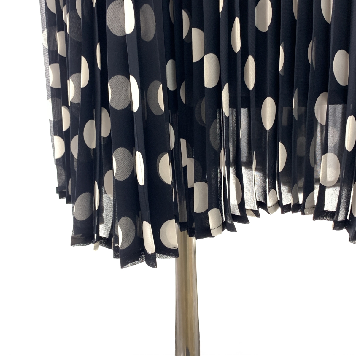 TARO HORIUCHI / タロウホリウチ ドット レイヤード プリーツスカート