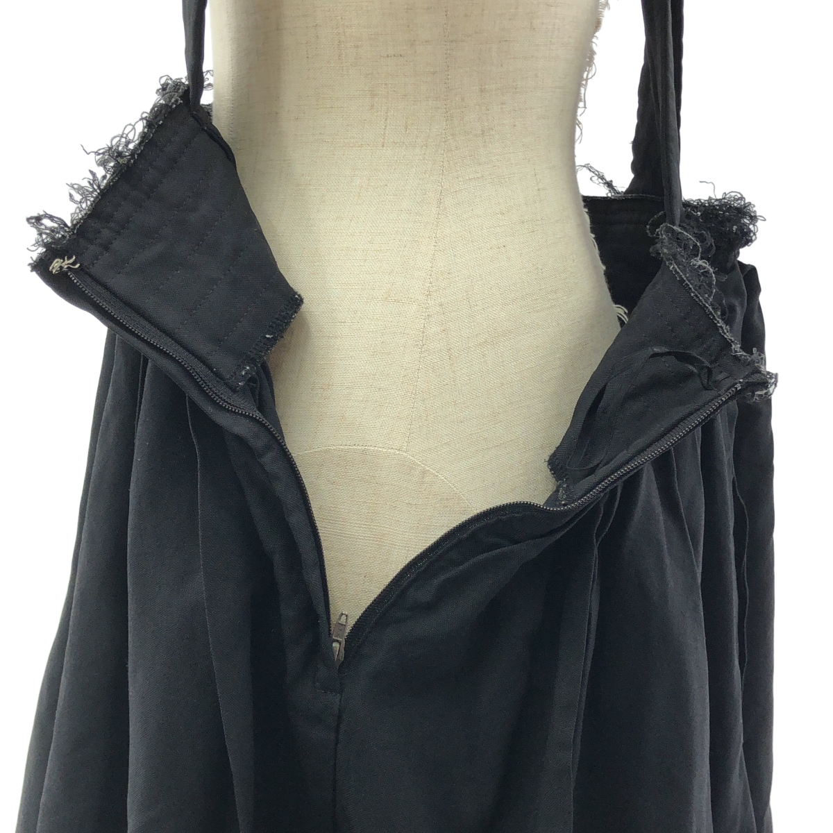 COMME des GARCONS / コムデギャルソン カットオフ ギャザー タック 吊り スカート