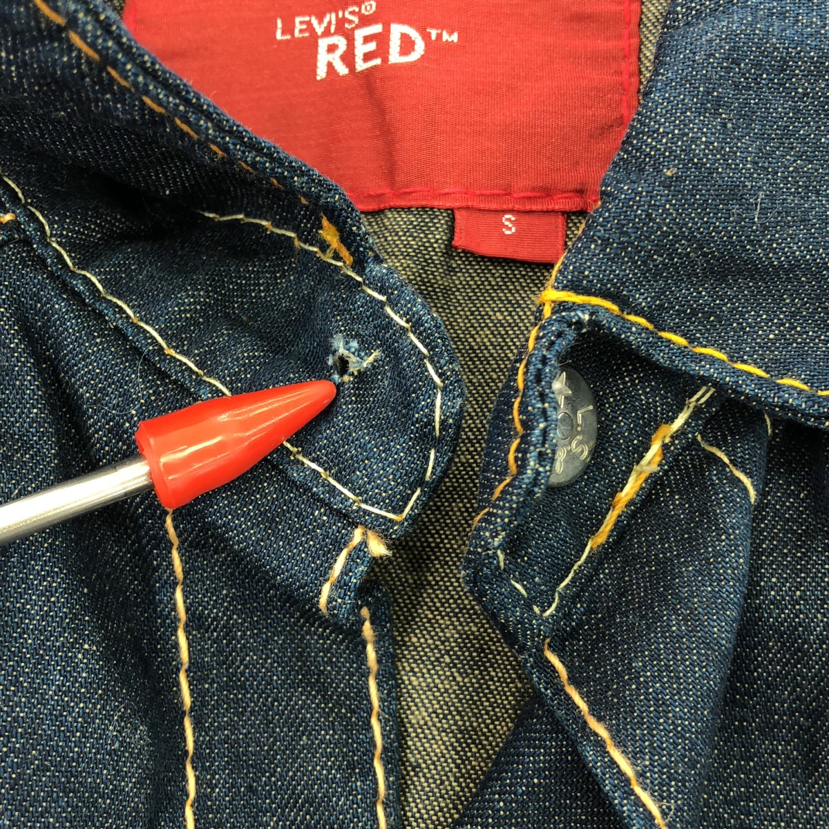 Levi's red / リーバイスレッド ロールアップ デニムシャツ