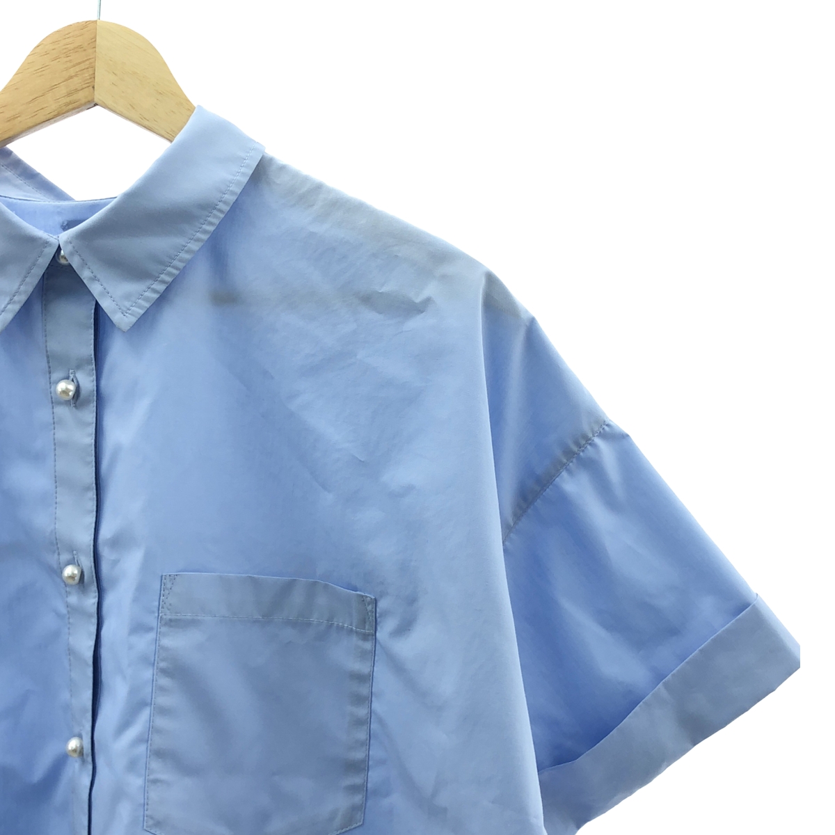 CADUNE / カデュネ パールボタン 半袖 クロップドシャツ