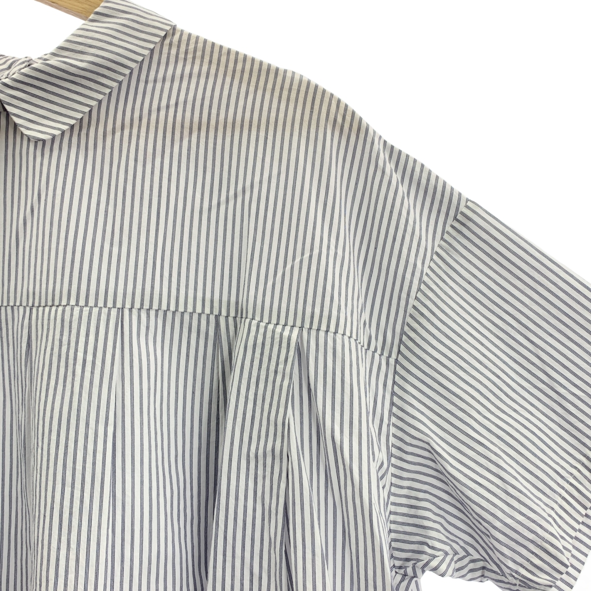 休日と詩 / キュウジツトウタ ストライプ ボリューム シャツ ブラウス