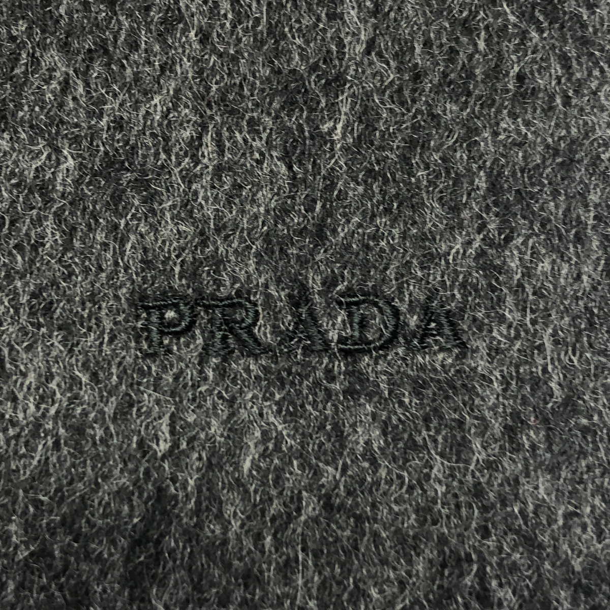 PRADA / プラダ cashmere 100％ / カシミヤ ロゴ フリンジ ストール マフラー / ユニセックス