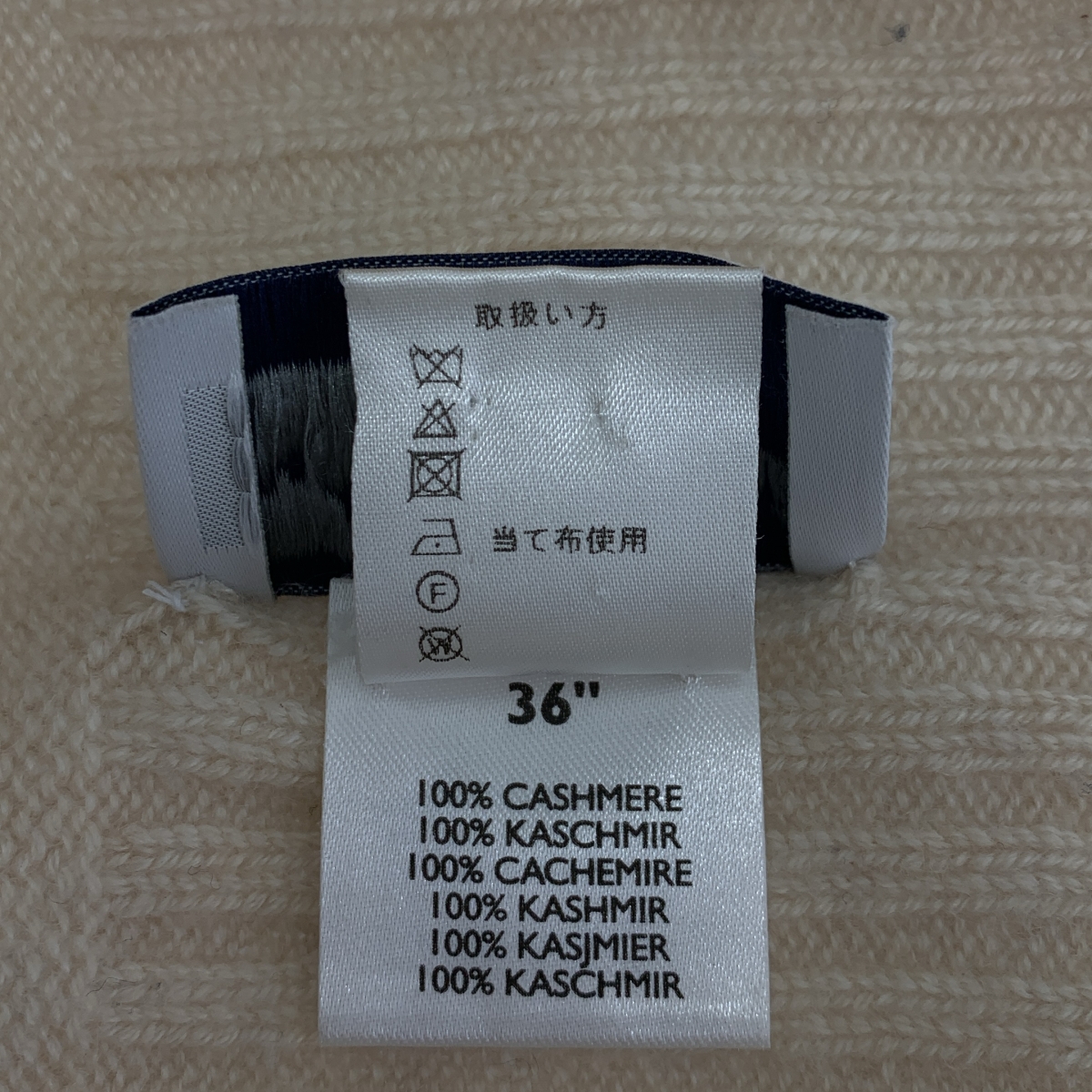 JOHNSTONS OF ELGIN / ジョンストンズオブエルガン カシミヤ タートルネック ニット セーター