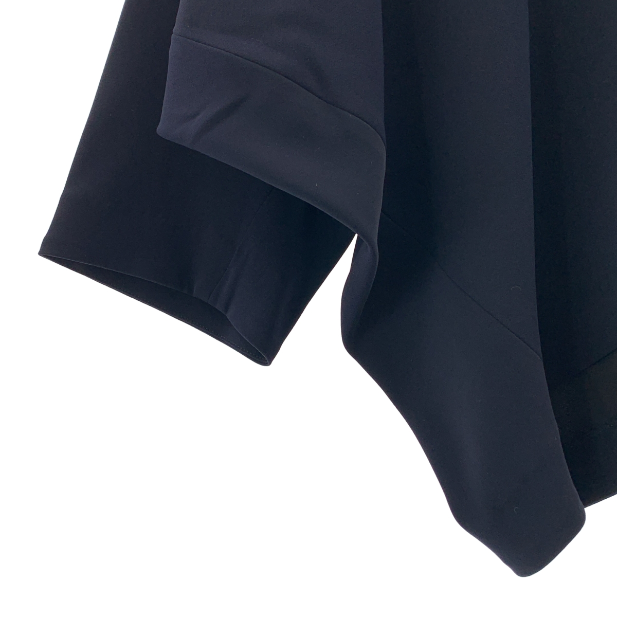 ENFOLD / エンフォルド ダブルクロス Vネック アシンメトリー プルオーバートップス