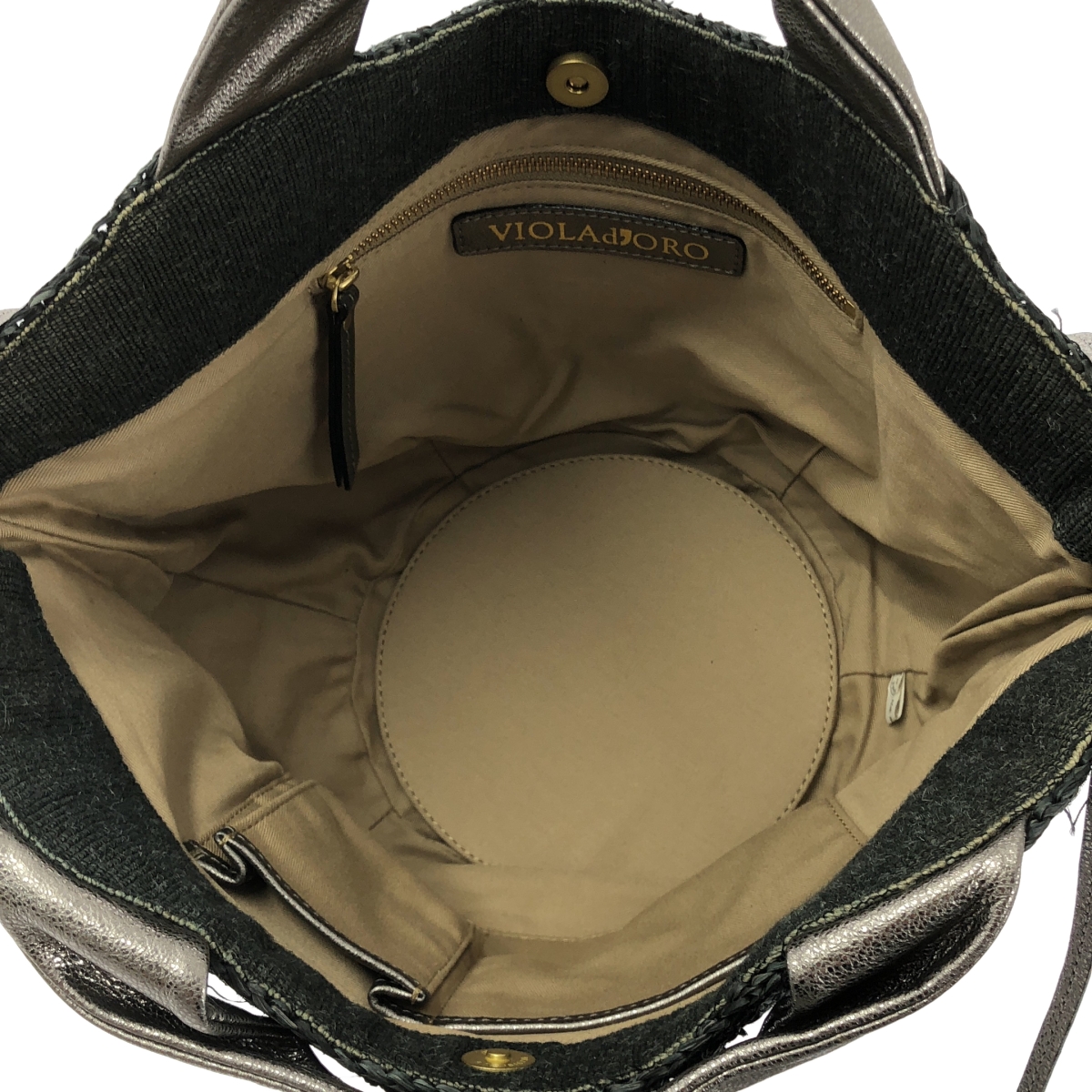 VIOLAd'ORO / ヴィオラドーロ タッセル付 カゴバッグ