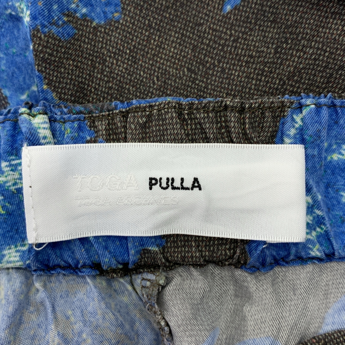 TOGA PULLA / トーガプルラ プリント インナー イージー パンツ