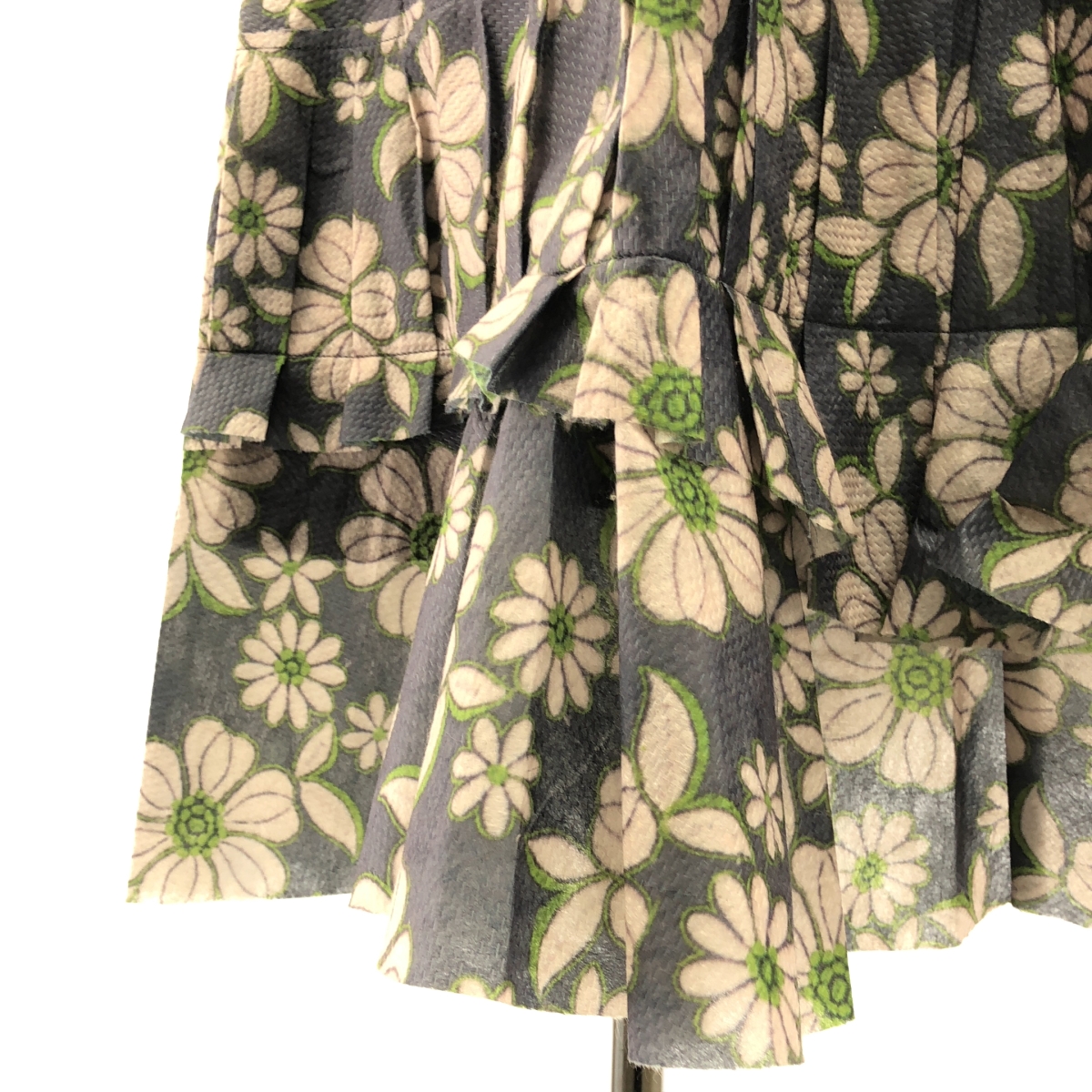 COMME des GARCONS / コムデギャルソン ポリエステル 総柄 フラワー 変形 アシンメトリー フリル ワンピース / 裏地付き