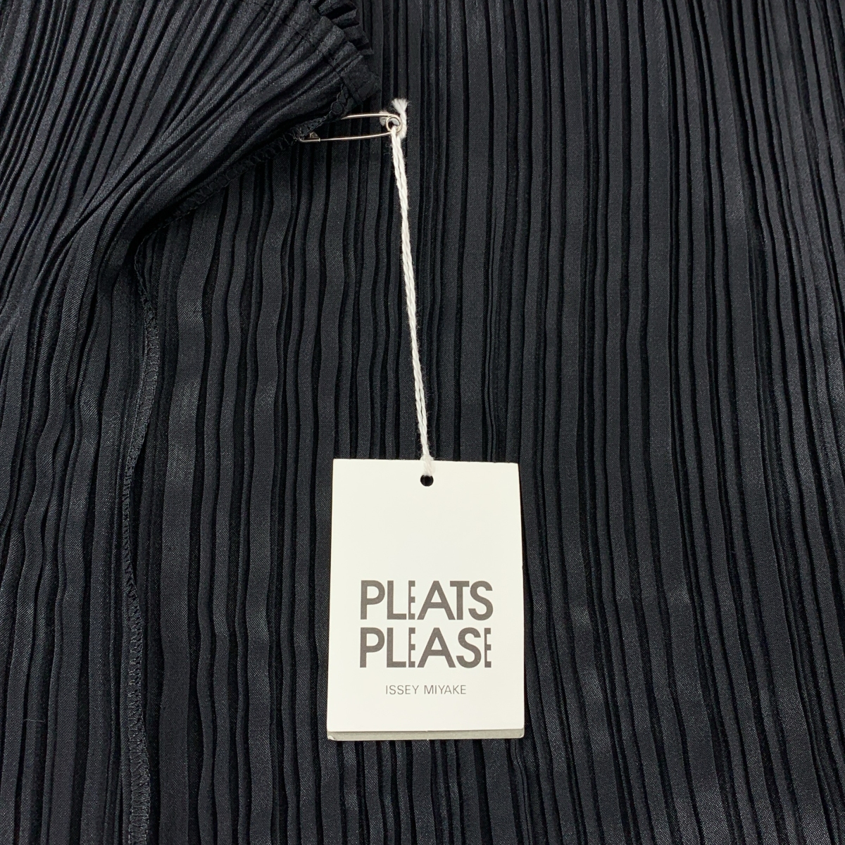 PLEATS PLEASE ISSEY MIYAKE / プリーツプリーズイッセイミヤケ BASIC MADAME-T / 大判 ストール 羽織