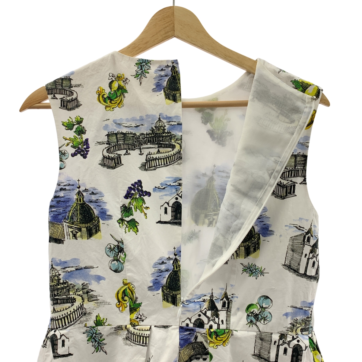 ENFOLD / エンフォルド South Italy / 総柄 変形 タックフレアタンク ノースリーブ ブラウス / チュール裏地