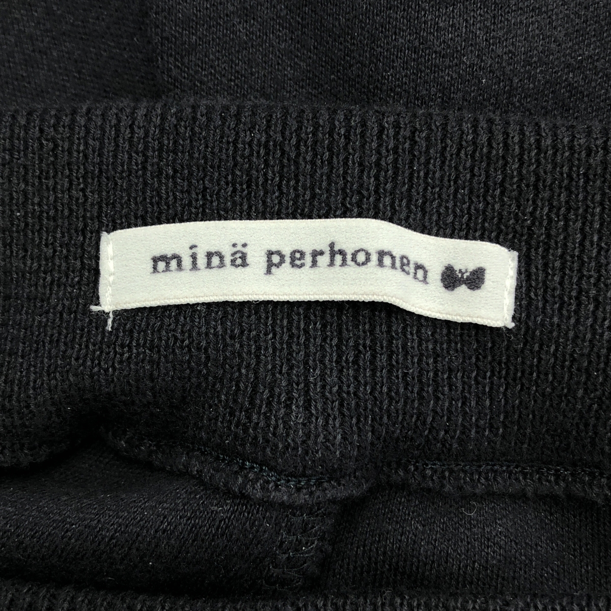 mina perhonen / ミナペルホネン frid / ワンポイントちょうちょ エンブロイダリー ドローストリング リブ イージー パンツ