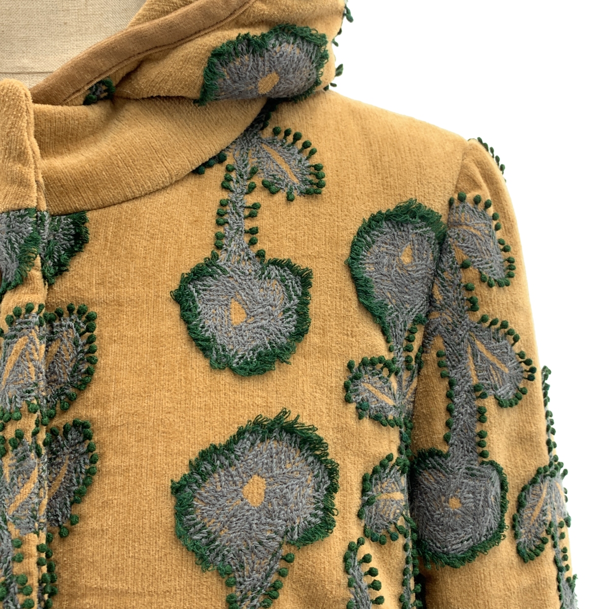 mina perhonen / ミナペルホネン forest garden 総柄 刺しゅう フーデッド ダウンコート