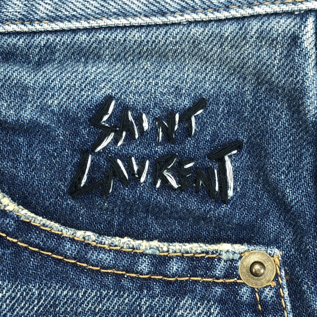 SAINT LAURENT / サンローラン エンブロイダリーロゴ ショート デニムパンツ