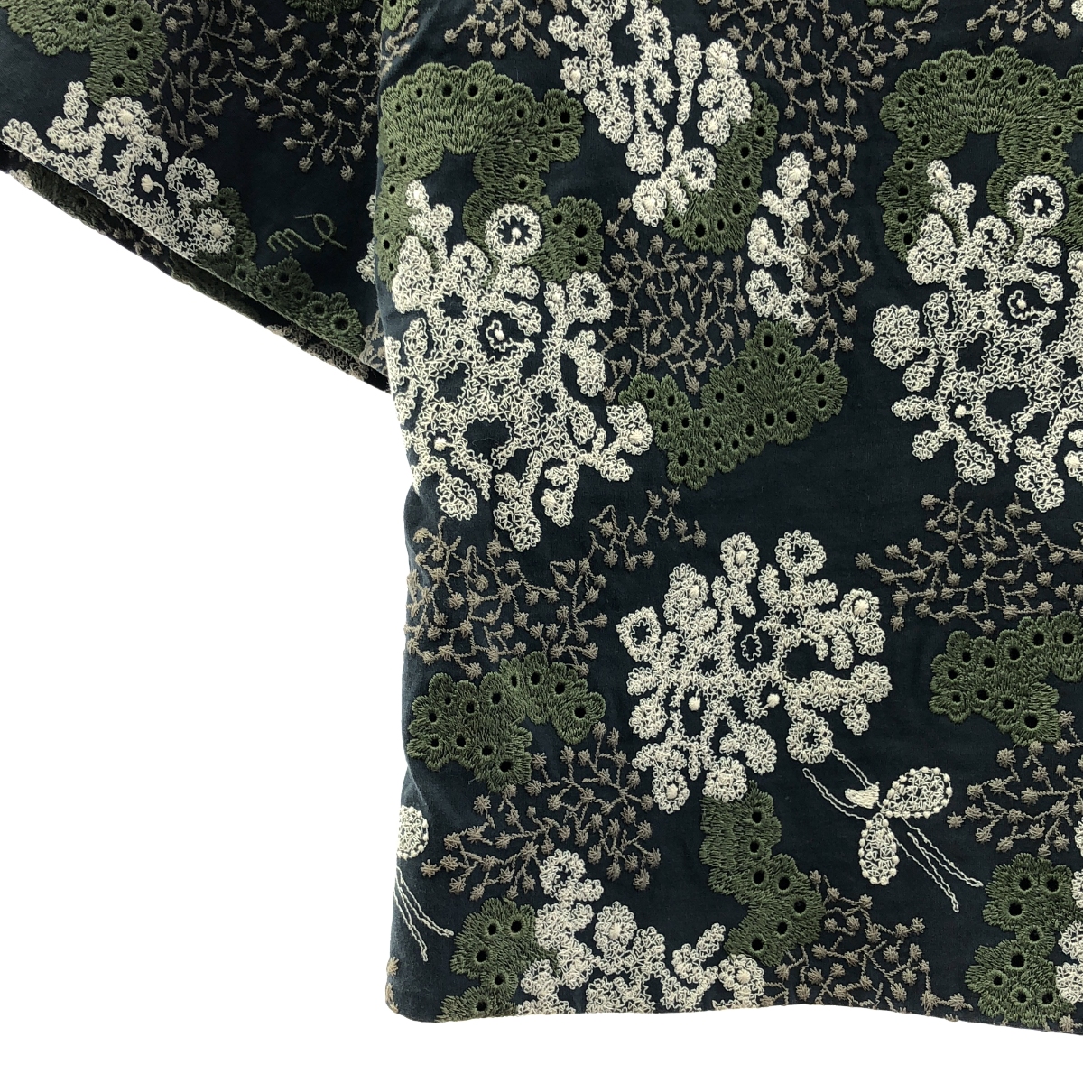 mina perhonen / ミナペルホネン happy camouflage / エンブロイダリー パンチング ジャケット / 総裏地