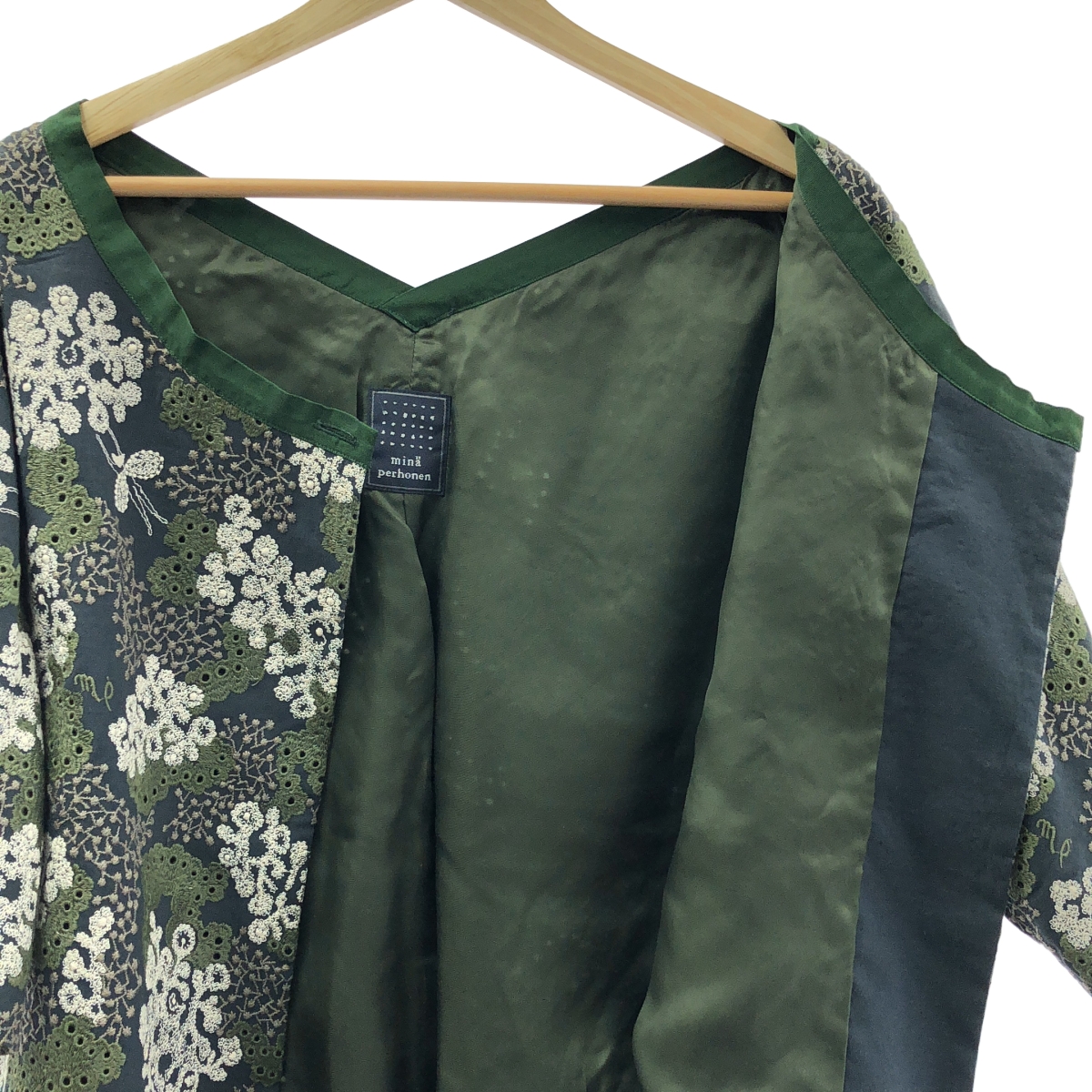 mina perhonen / ミナペルホネン happy camouflage / エンブロイダリー パンチング ジャケット / 総裏地