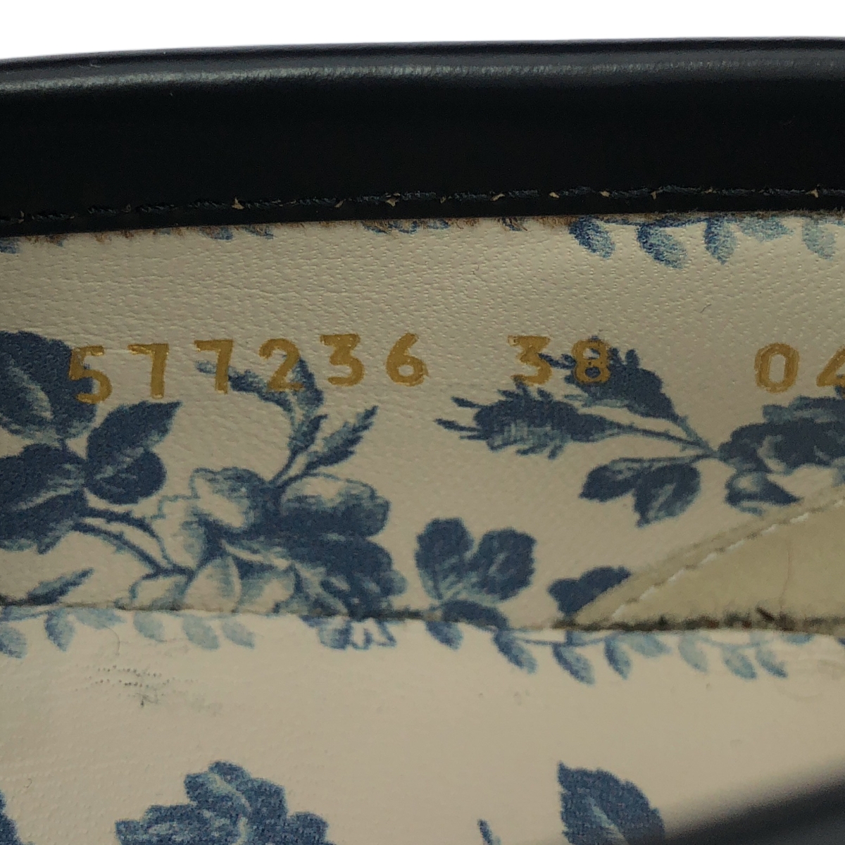 GUCCI / グッチ Forsebit Bee Loafer ビー / シャイニースムースレザー ホースビット ラグソール ローファ