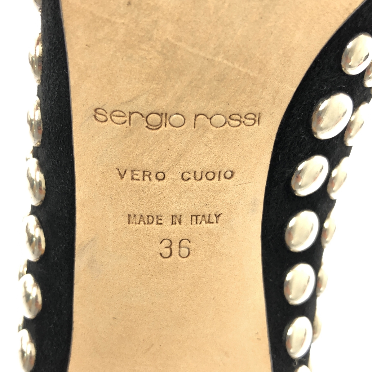 sergio rossi / セルジオロッシ レザー スタッズ 装飾 ポインテッドトゥ ヒール パンプス