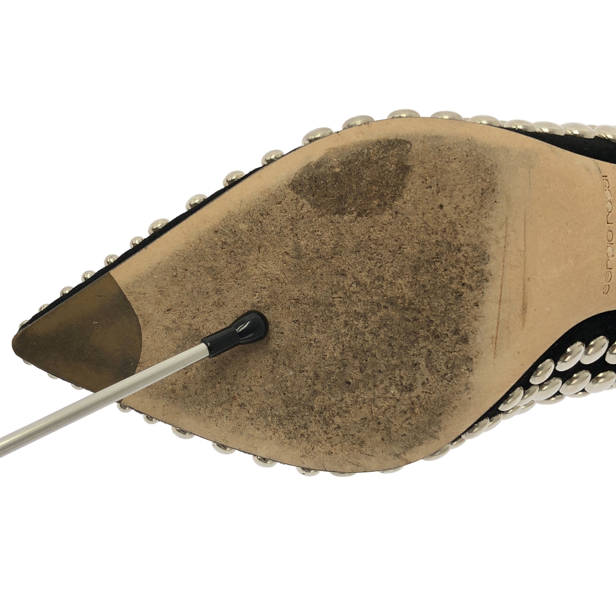 sergio rossi / セルジオロッシ レザー スタッズ 装飾 ポインテッドトゥ ヒール パンプス