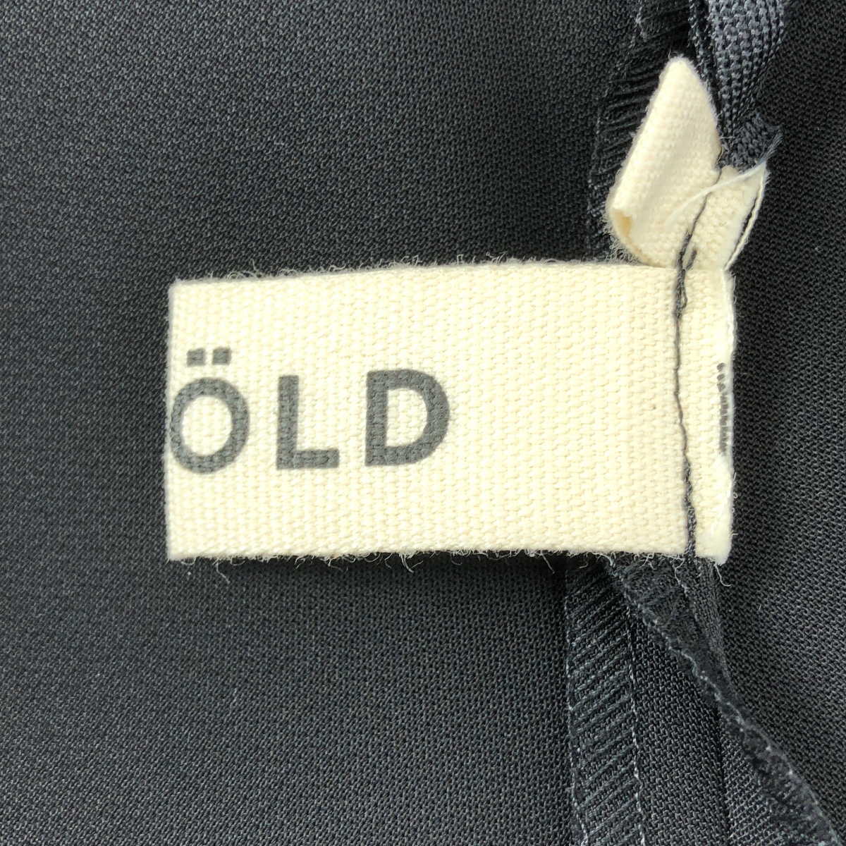 ENFOLD / エンフォルド ドライ ダブルクロス アシンメトリー フレア PO シャツ