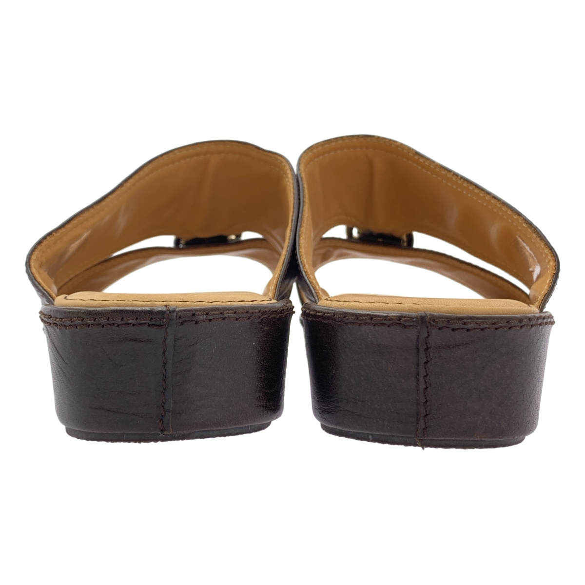 JIMMY CHOO / ジミーチュウ バックルデザイン レザー サンダル