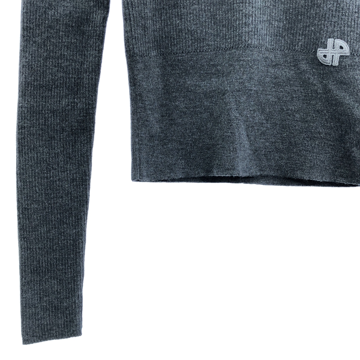 PATOU / パトゥ ウール ワンポイントロゴ ハイネック リブ ニット セーター