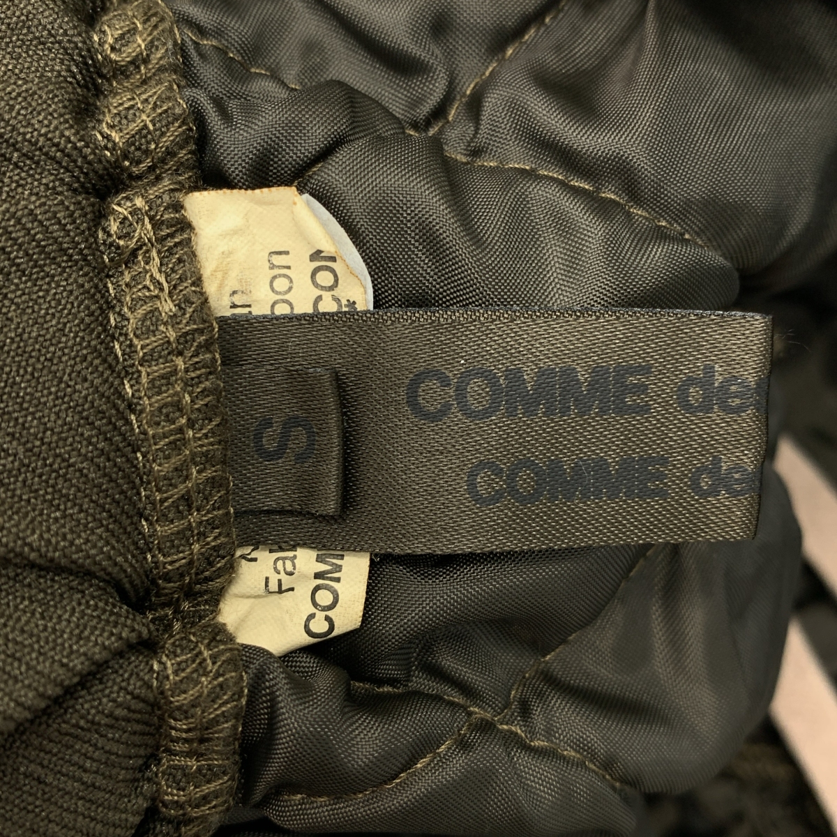 COMME des GARCONS COMME des GARCONS / コムコム ポリエステル縮絨 キルティングスカート