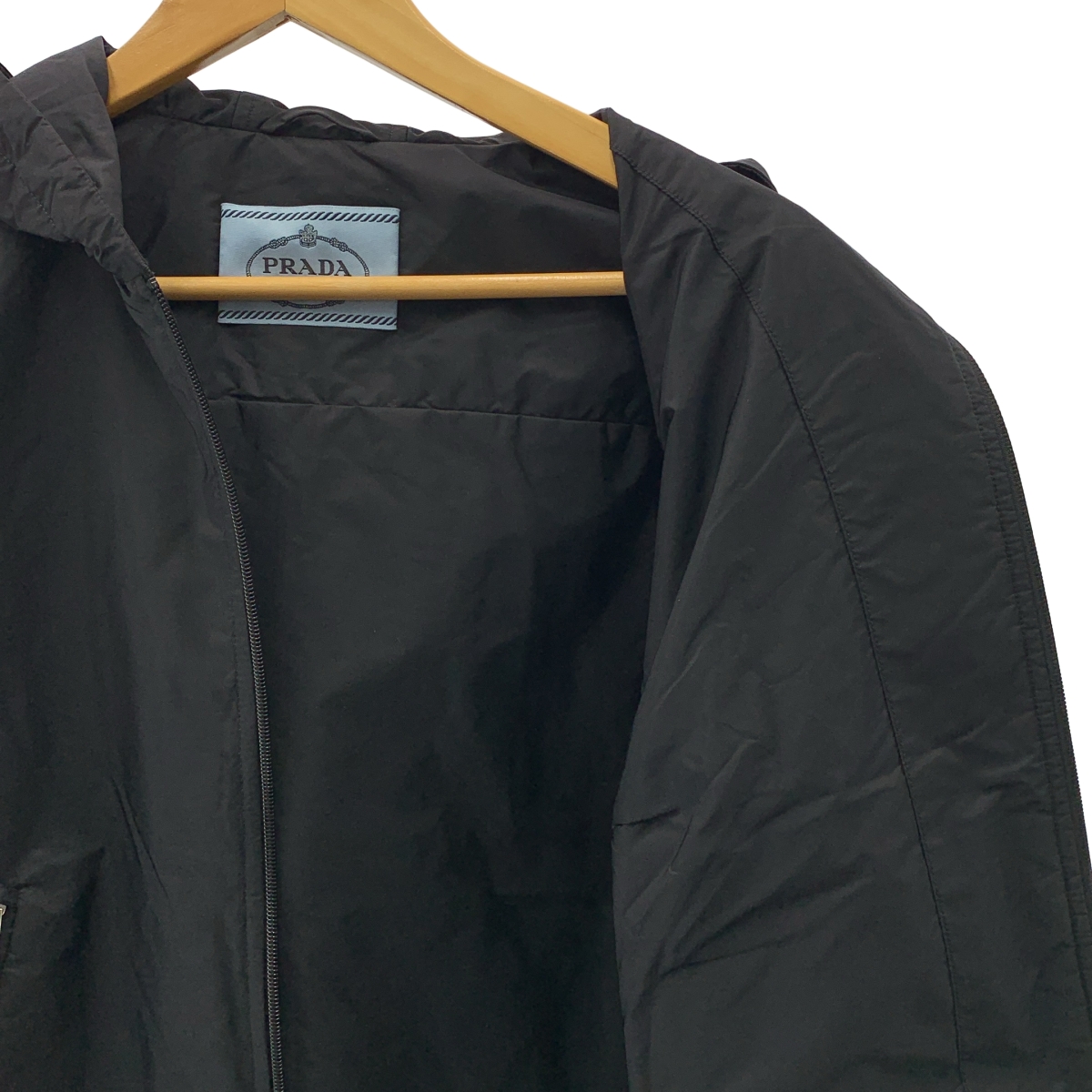 PRADA / プラダ 三角ロゴ フーテッド ナイロン 中綿 ジャケット