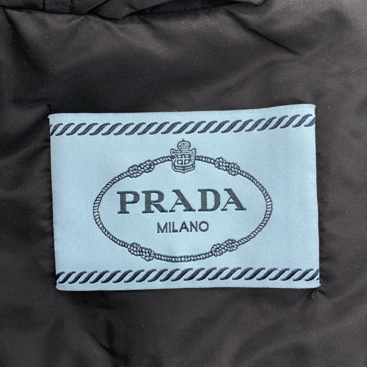 PRADA / プラダ 三角ロゴ フーテッド ナイロン 中綿 ジャケット