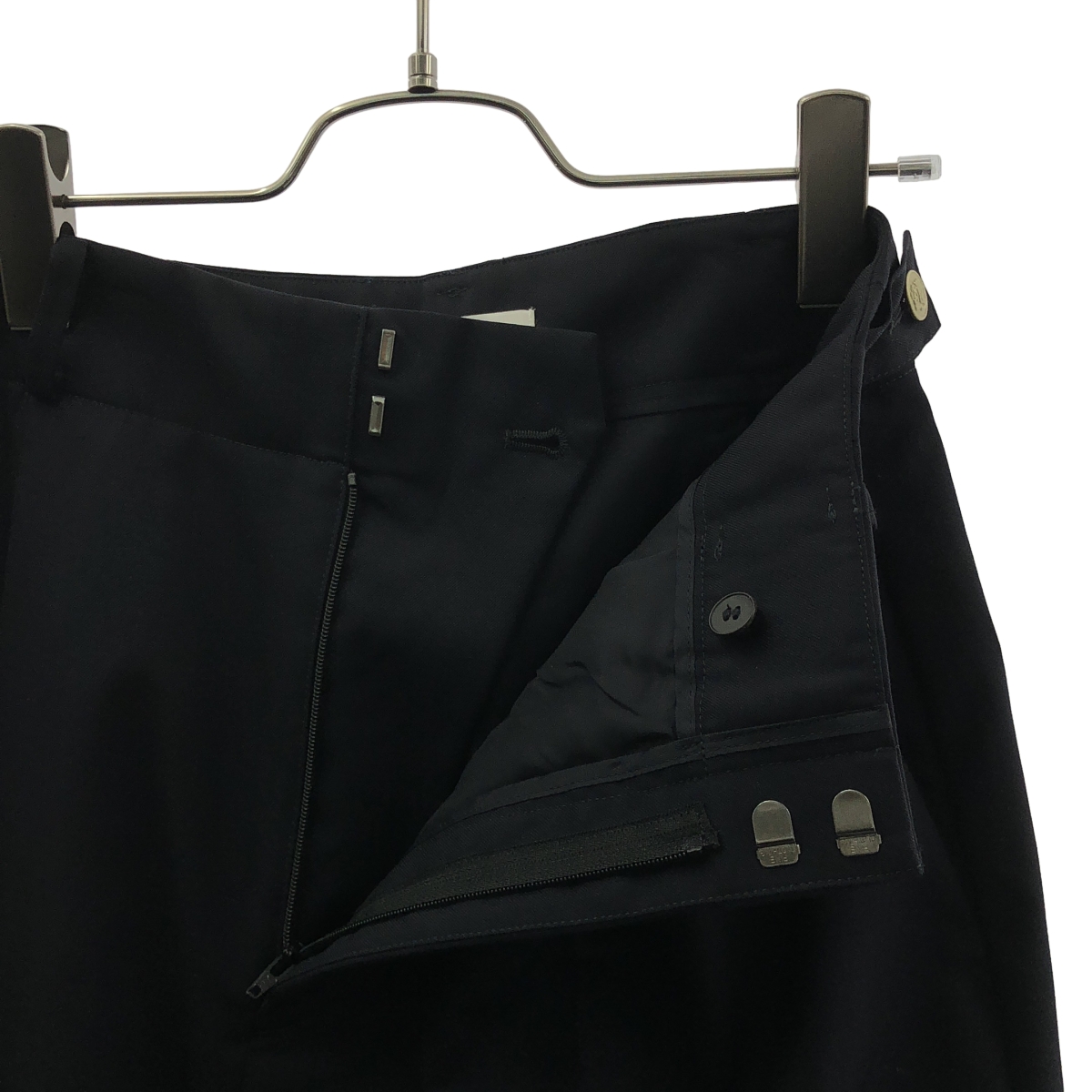 ebure / エブール ダブルアジャスター タック ワイド スラックス パンツ