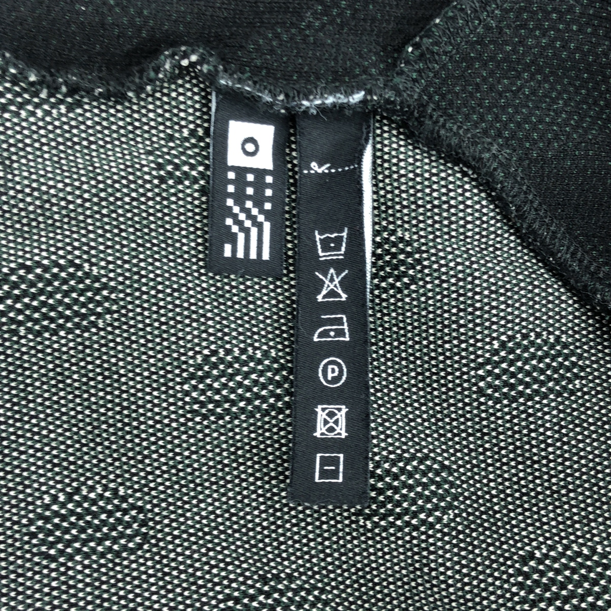 BYBORRE / バイボレ タートルネック スウェット