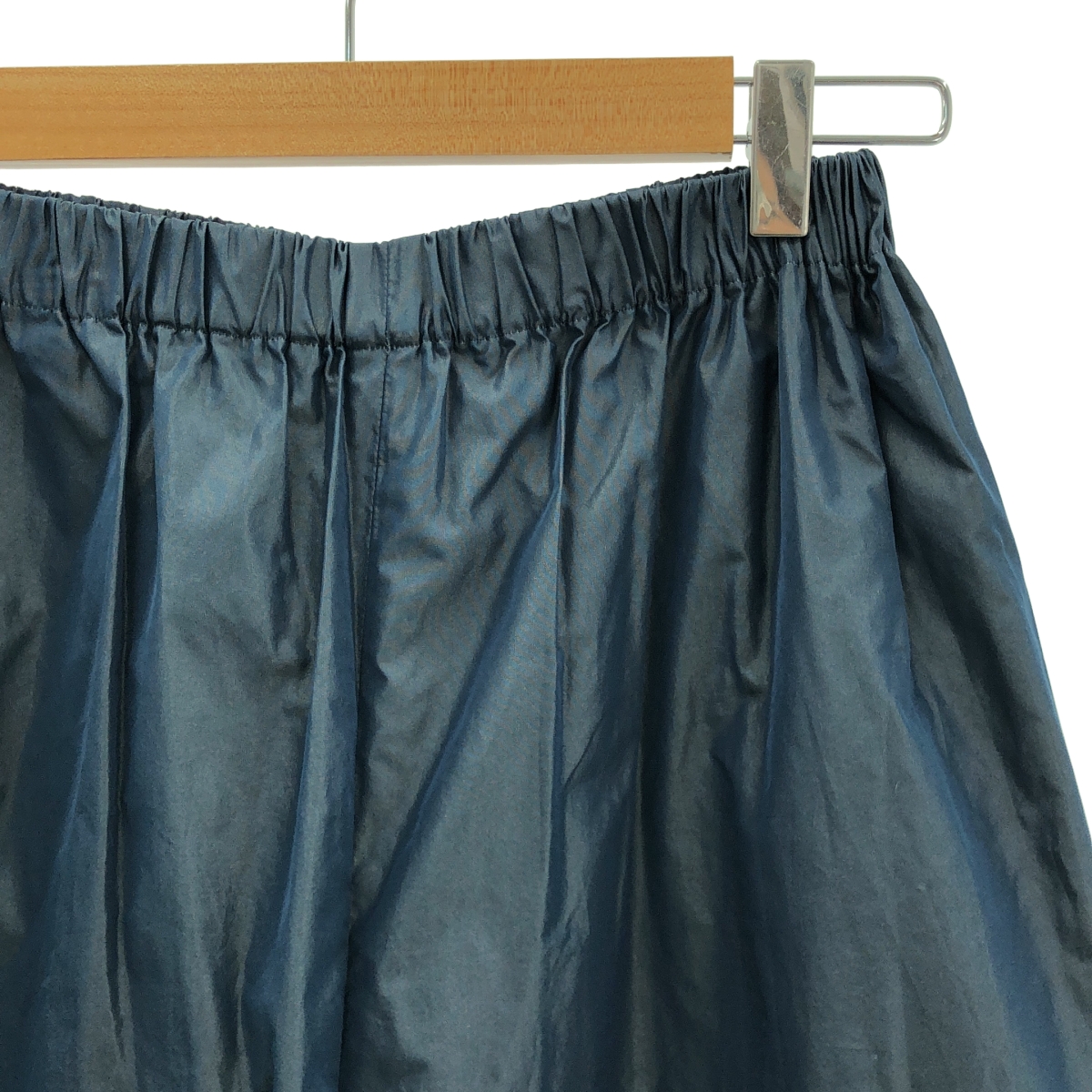 LOEFF / ロエフ グロッシータフタパンツ