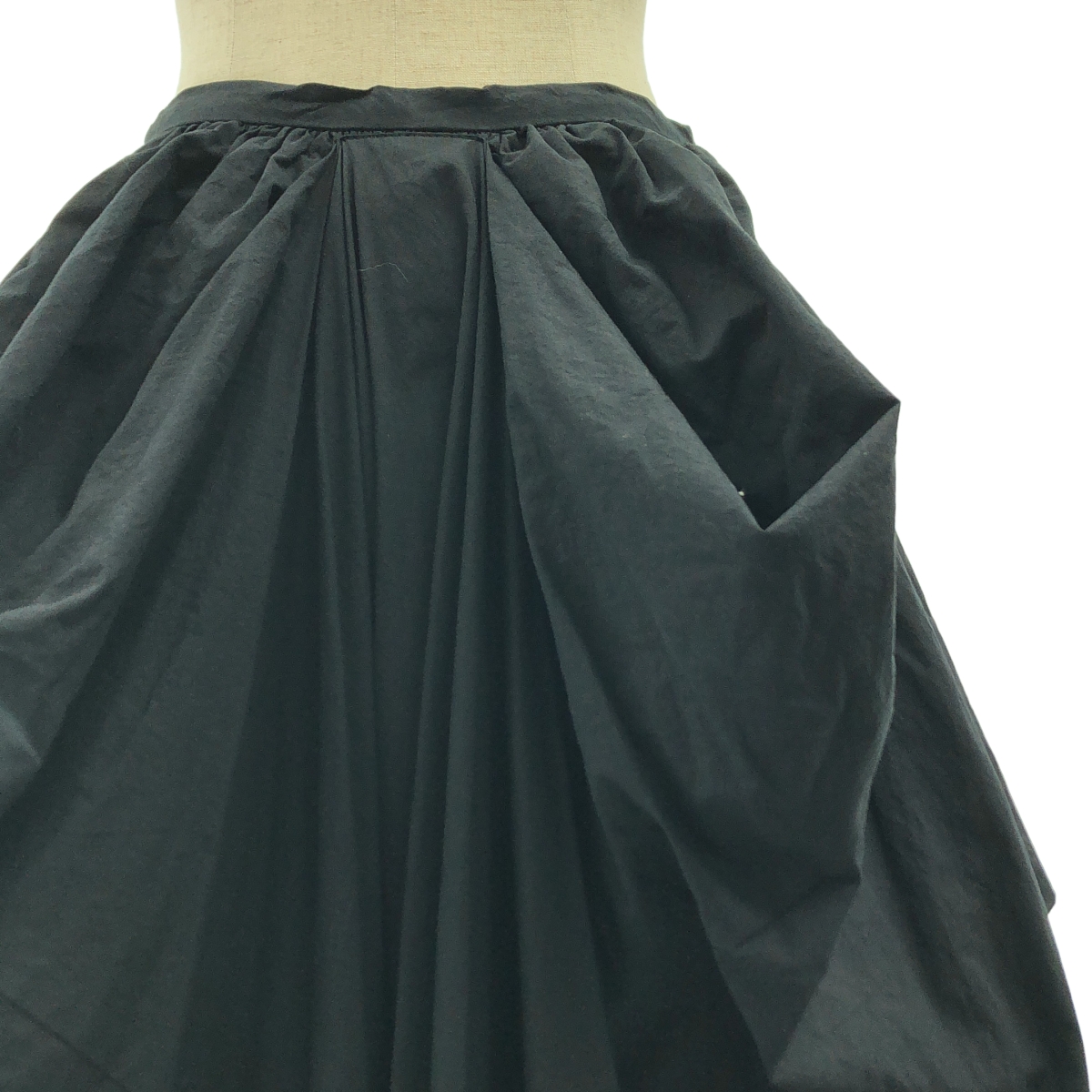 ENCHAINEMENT / アンシェヌマン ボリューム ディフォーメーションスカート