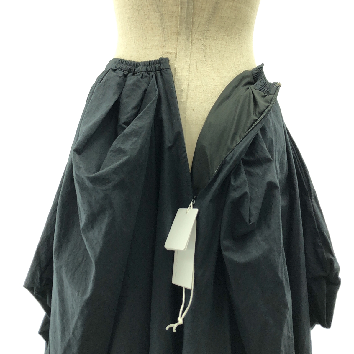 ENCHAINEMENT / アンシェヌマン ボリューム ディフォーメーションスカート