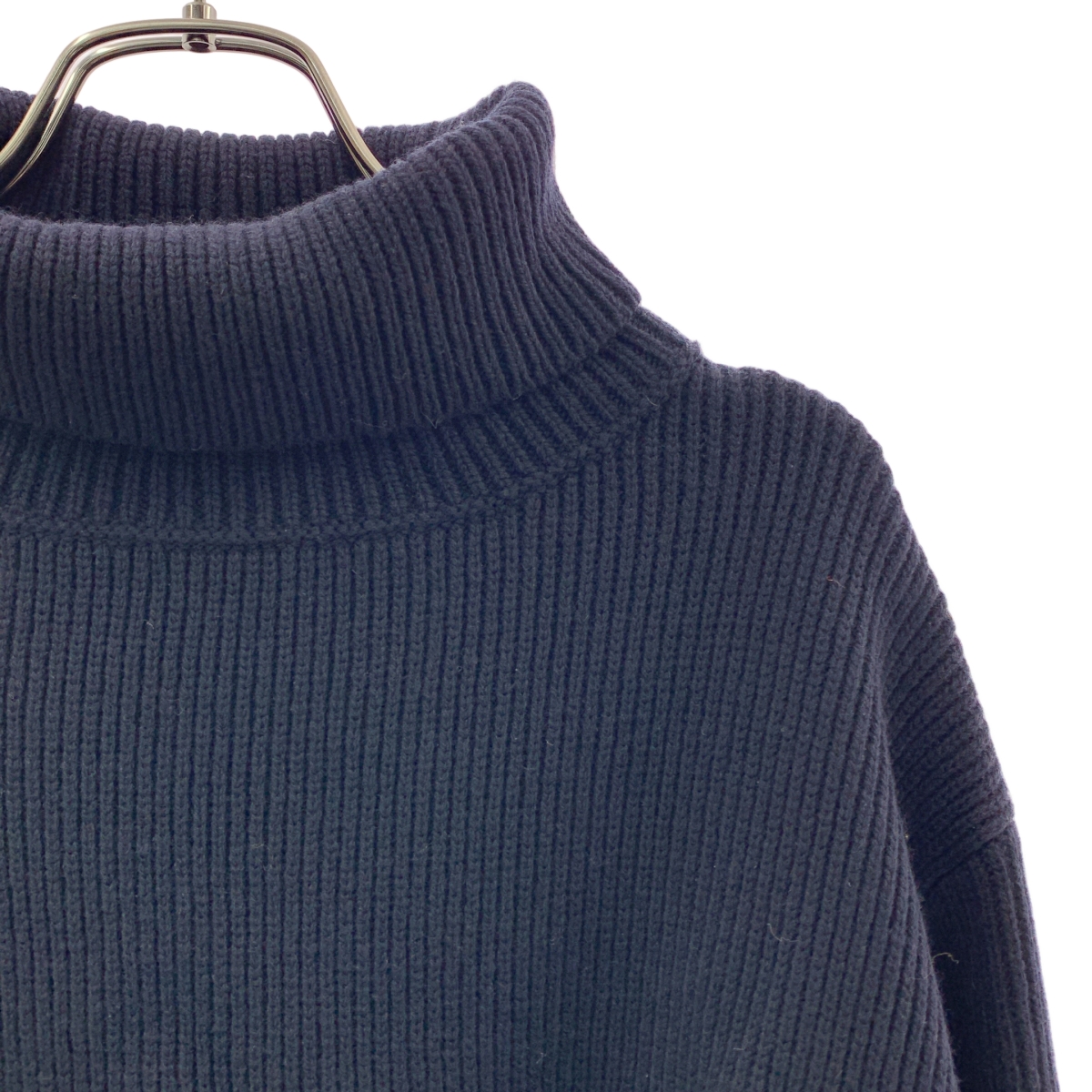 comm.arch. / コムアーチ ウール リブ ハイネック ニット