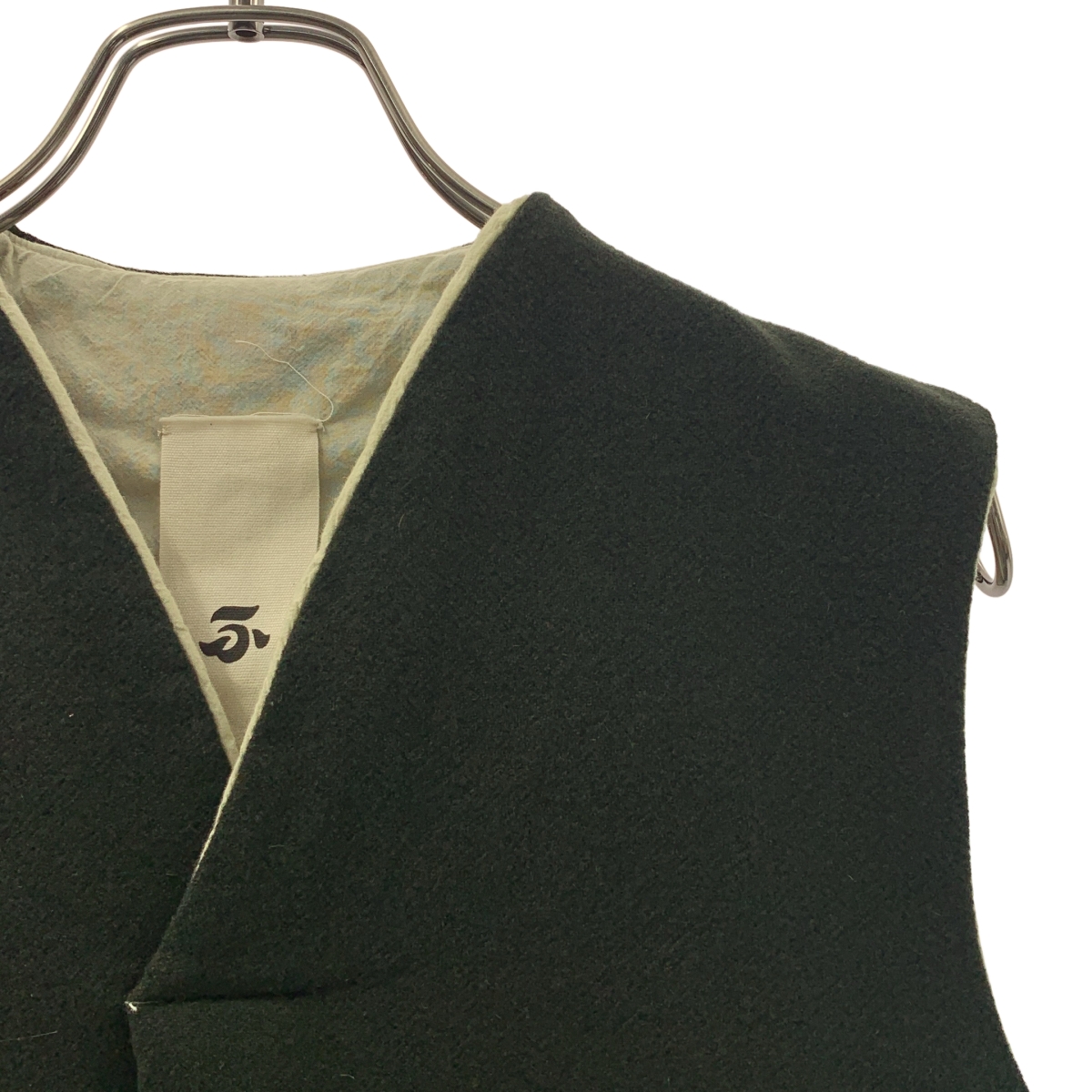 quitan / キタン ウール サイドボタン 中綿 ベスト