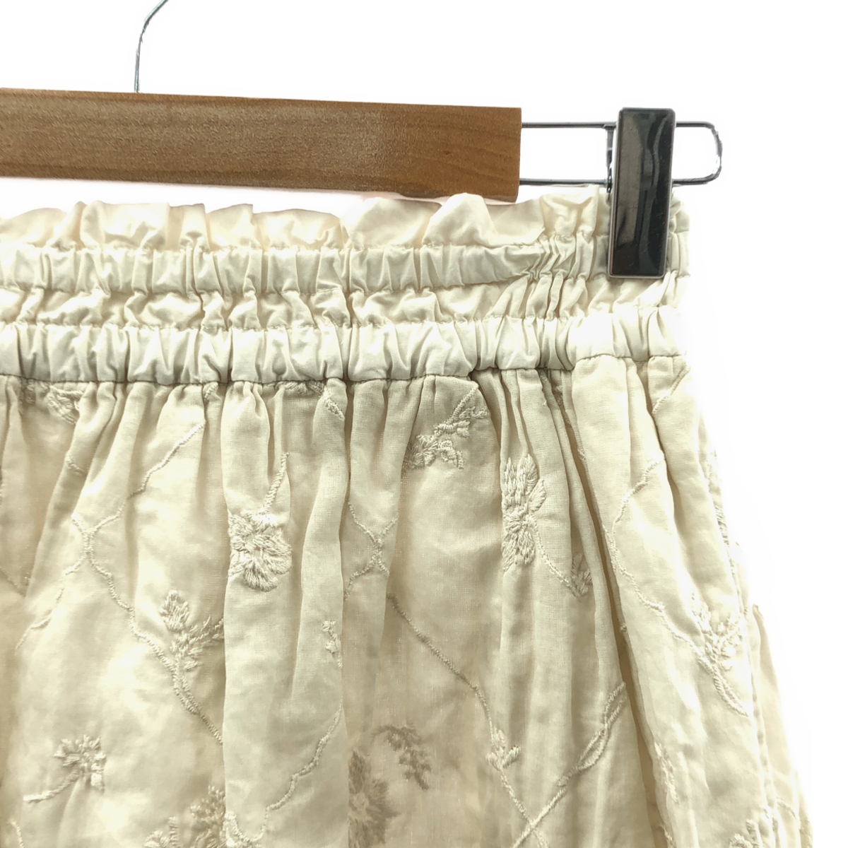 Heriter / エリテ embroidery skirt 刺しゅう エンブロイダリー スカート