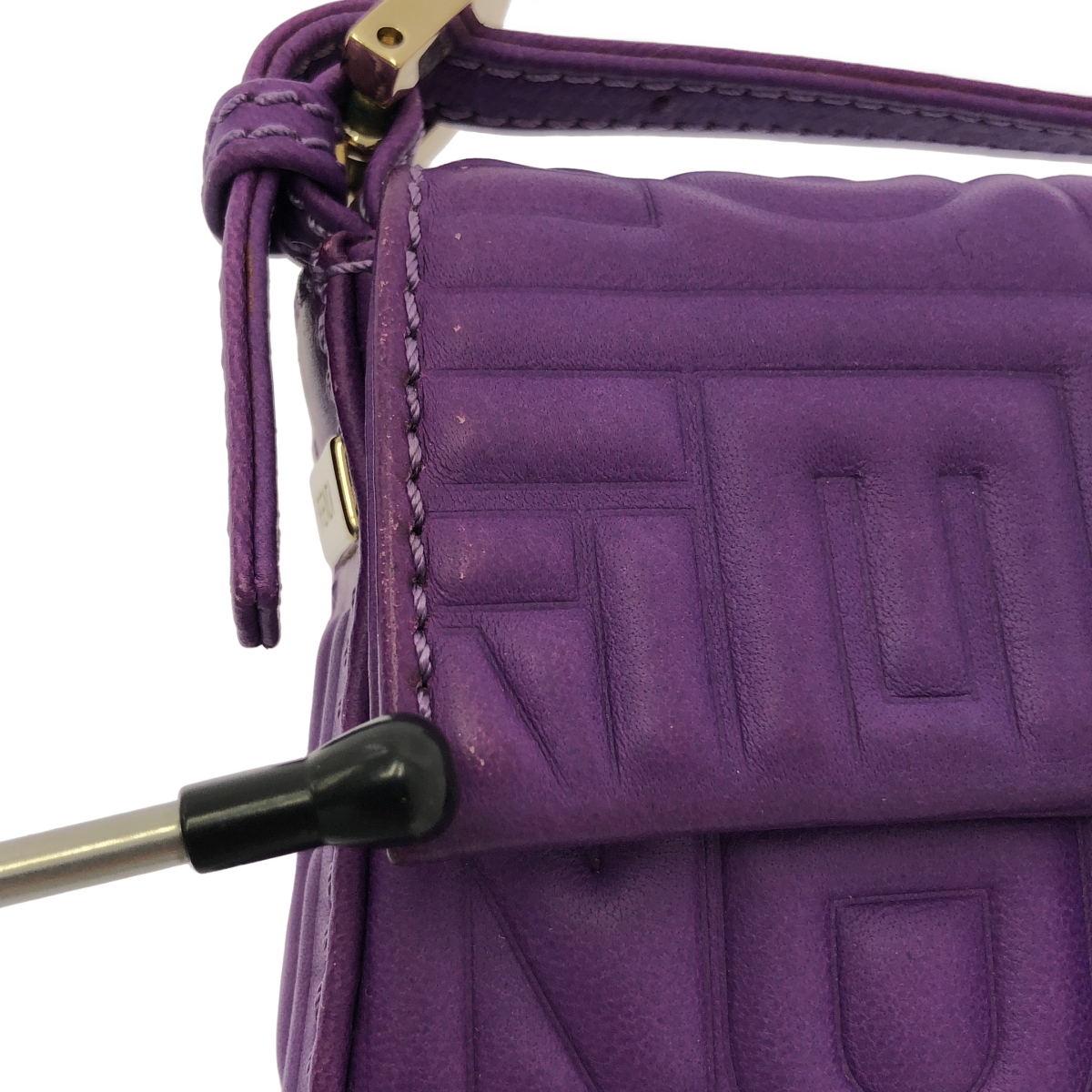 FENDI / フェンディ エンボス レザー マンマバゲットバッグ