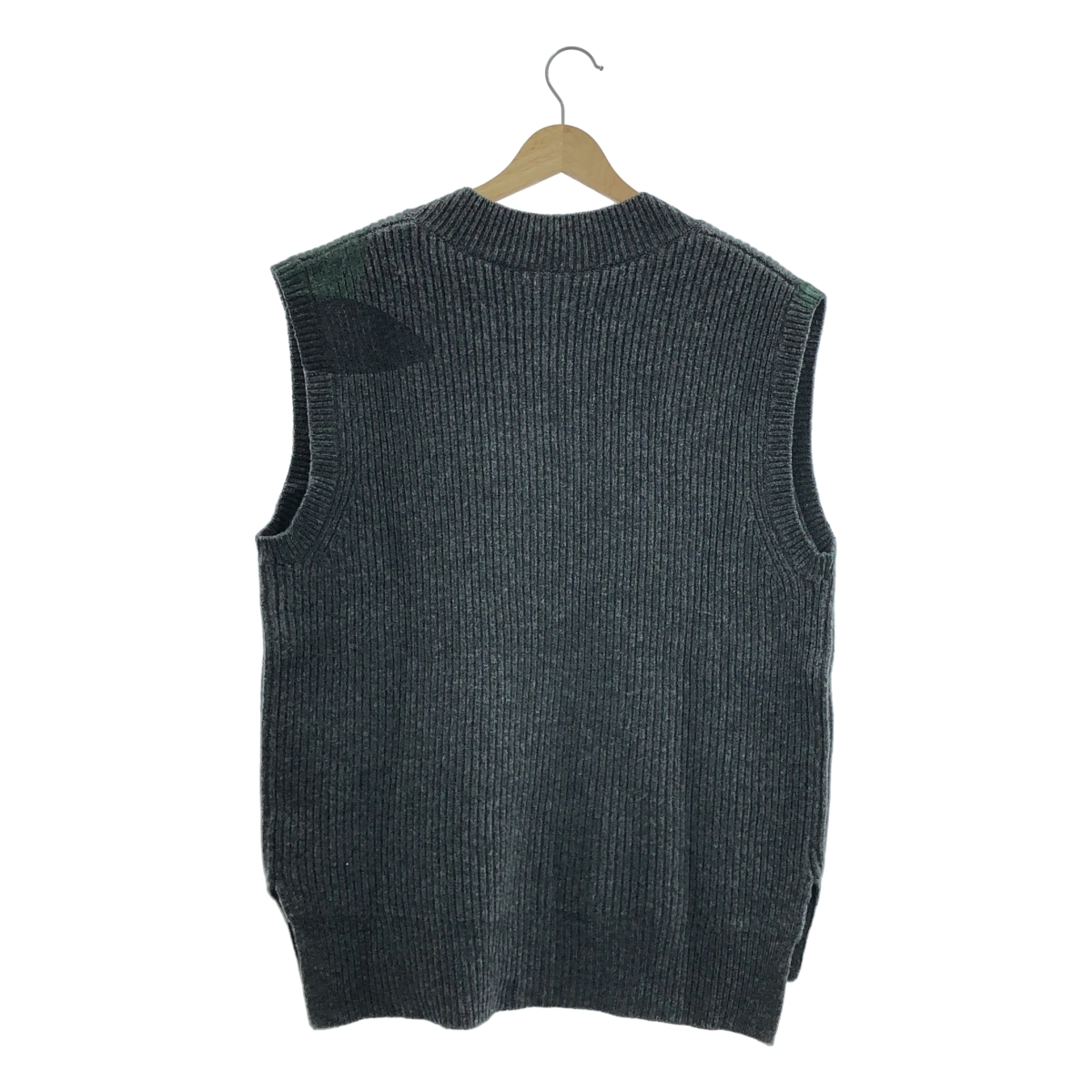 JW Anderson / ジェイダブルアンダーソン ウール アップル Vネック ニット ベスト