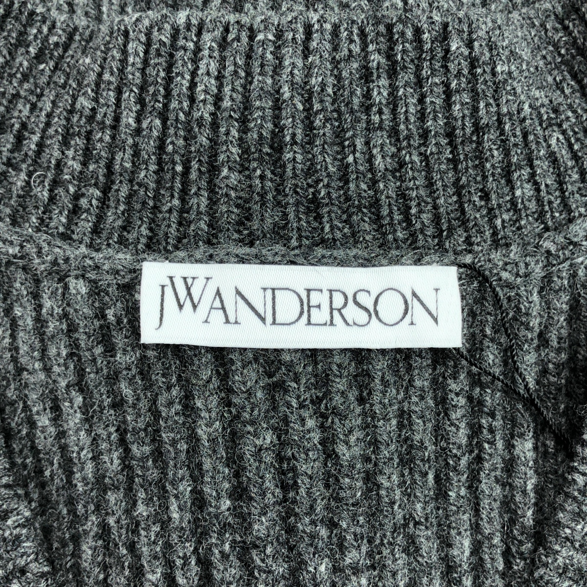 JW Anderson / ジェイダブルアンダーソン ウール アップル Vネック ニット ベスト