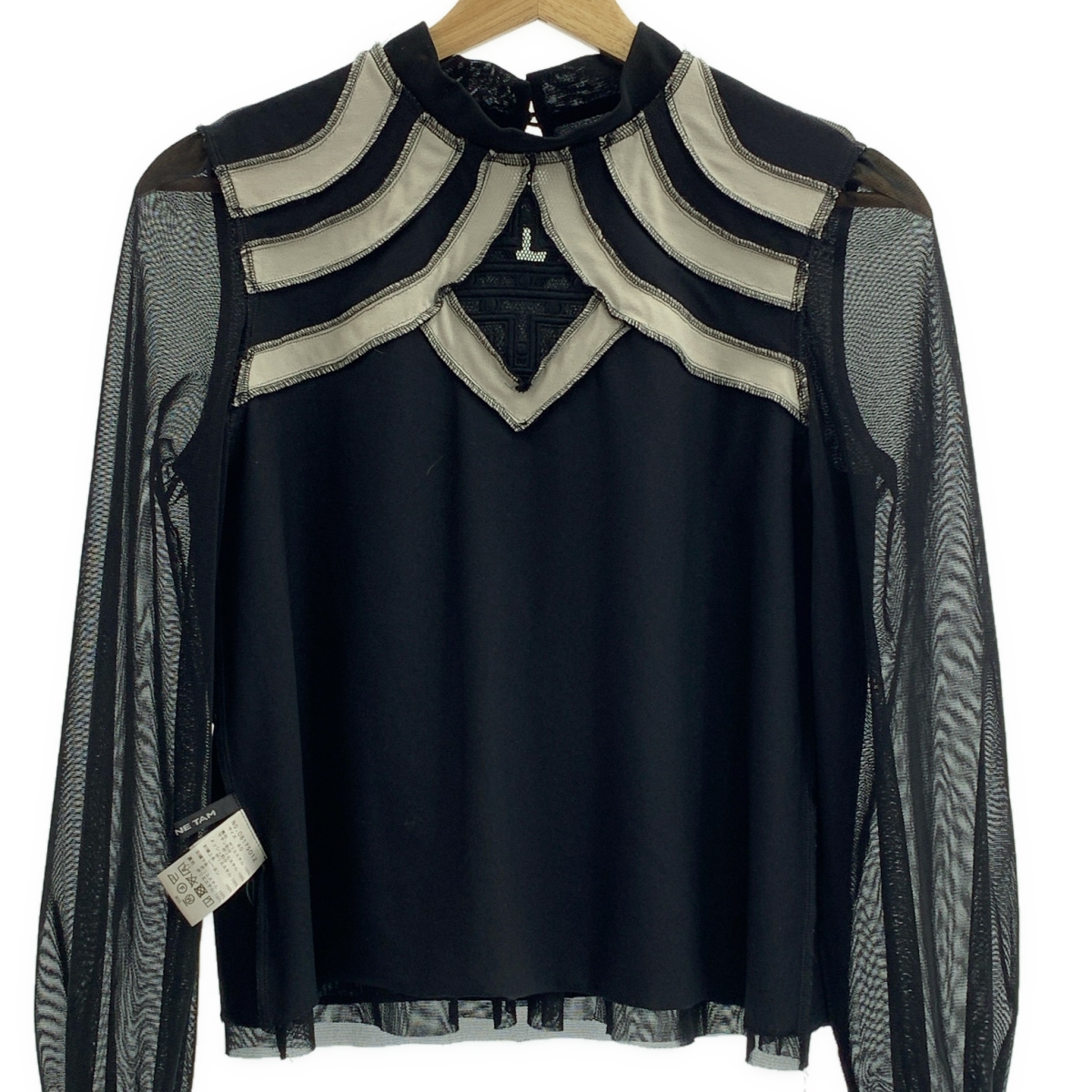 VIVIENNE TAM / ヴィヴィアンタム チュール スリーブ ハイネック カットソー ブラウス / 裏地付き