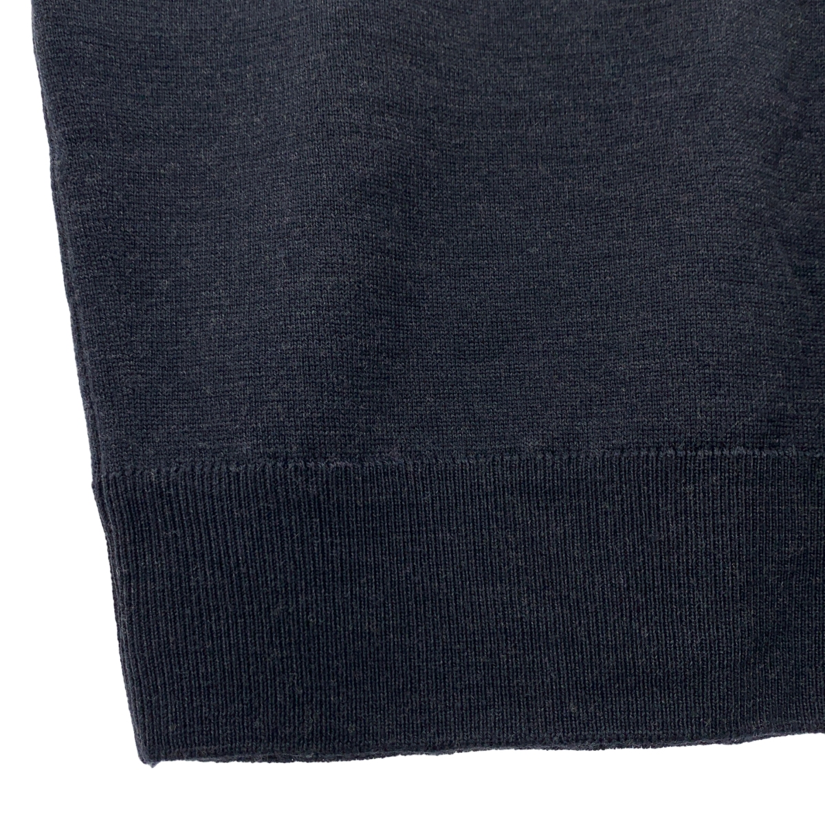 JOHN SMEDLEY / ジョンスメドレー メリノウール ハイゲージ Vネックニット