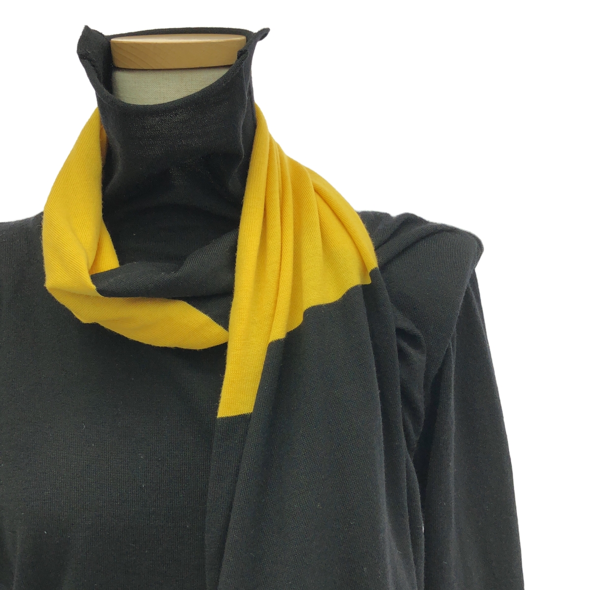 TOGA / トーガ ウール ナイロン マフラー 変形 ニット